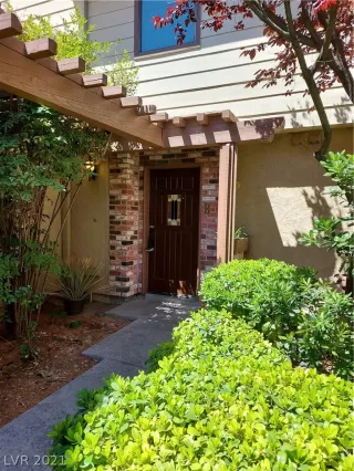 Photo #3: 2292454 Listing 