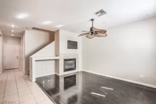 Photo #3: 2292471 Listing