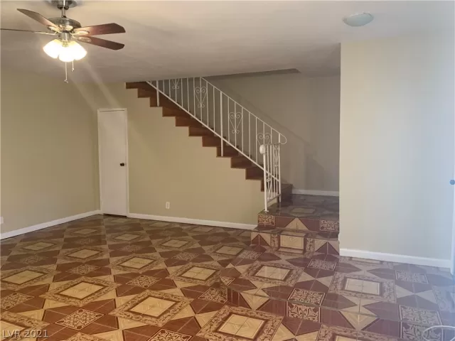 MLS: 2292480 Condo For Sale