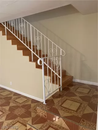 Photo #3: 2292480 Listing 