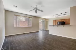Photo #1: 2292488 Listing