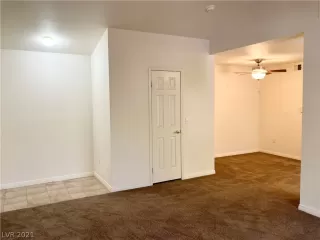 Photo #6: 2292491 Listing