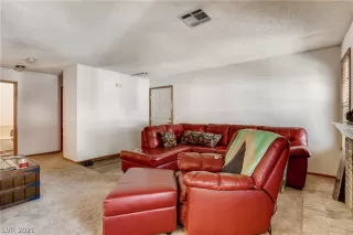 Photo #2: 2292530 Listing 