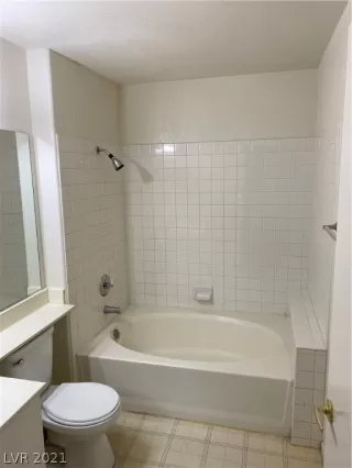 Photo #4: 2292551 Listing 