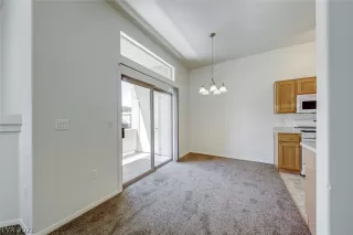 Photo #6: 2292563 Listing