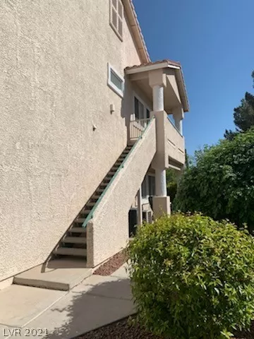 MLS: 2292572 Condo For Sale