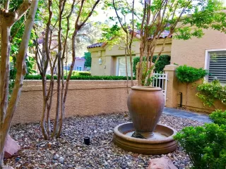 Photo #4: 2292575 Listing 