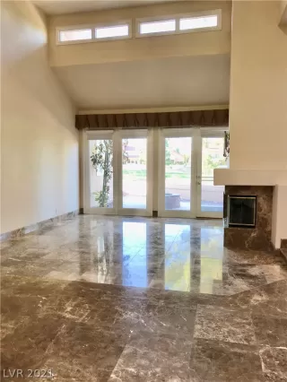 Photo #6: 2292575 Listing 