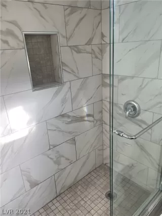 Photo #6: 2292589 Listing 