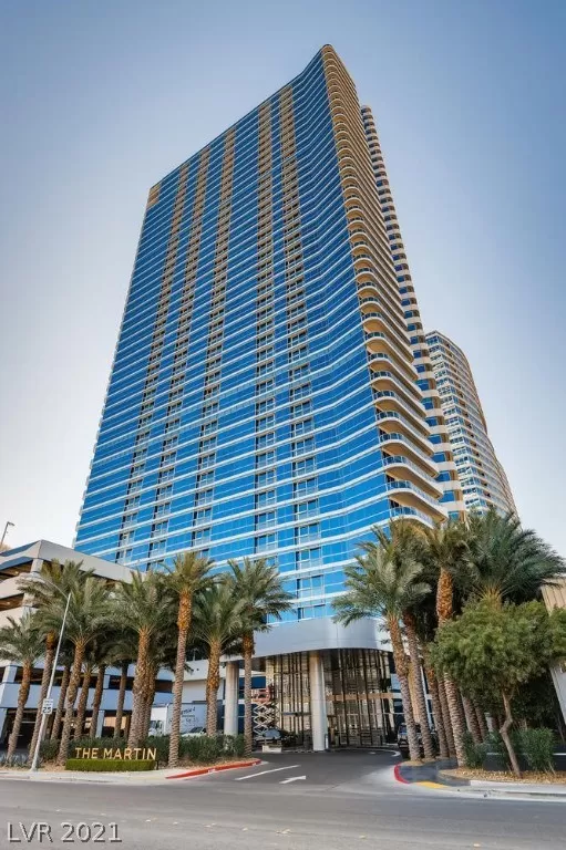 MLS: 2292617 Condo For Sale