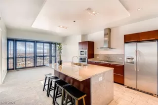 Photo #2: 2292617 Listing 