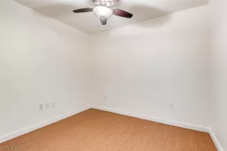 Photo #5: 2292617 Listing 