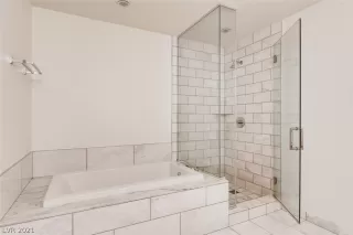 Photo #6: 2292617 Listing 