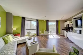 Photo #3: 2292669 Listing 