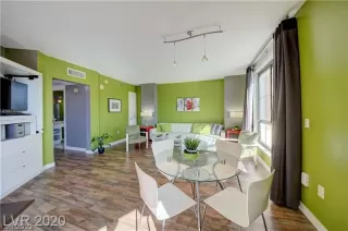 Photo #4: 2292669 Listing 