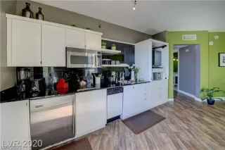 Photo #5: 2292669 Listing 