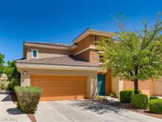 Photo #1: 2292695 Listing 