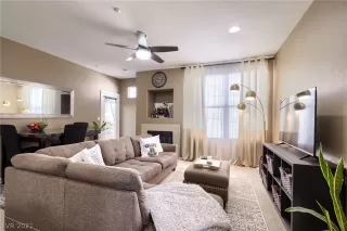 Photo #3: 2292700 Listing 