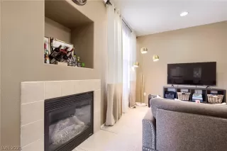 Photo #6: 2292700 Listing 