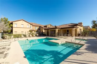 Photo #2: 2292739 Listing 