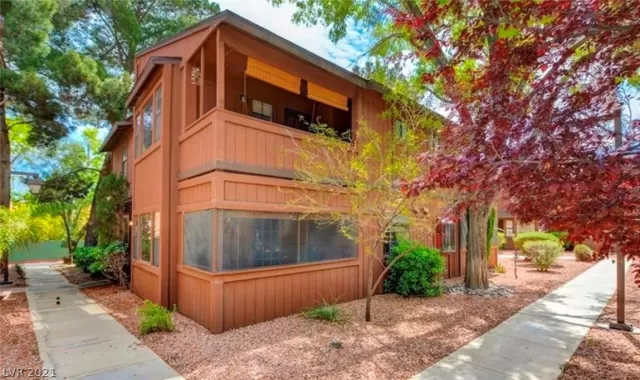 MLS: 2292741 Condo For Sale