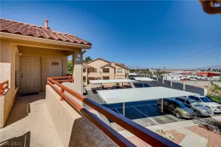 Photo #6: 2292742 Listing