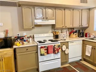 Photo #1: 2292752 Listing 