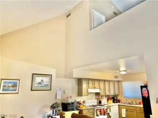 Photo #3: 2292752 Listing 