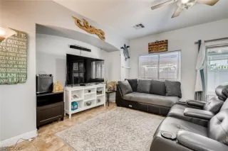 Photo #1: 2292757 Listing 