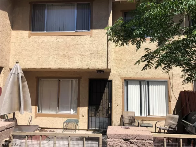 MLS: 2292773 Condo For Sale