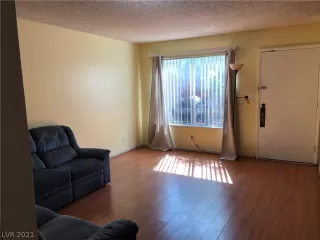 Photo #1: 2292773 Listing