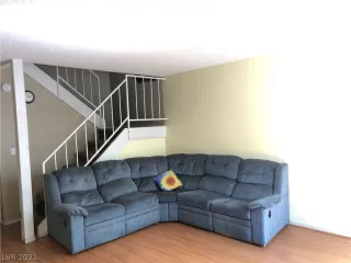 Photo #2: 2292773 Listing