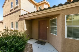 Photo #1: 2292812 Listing