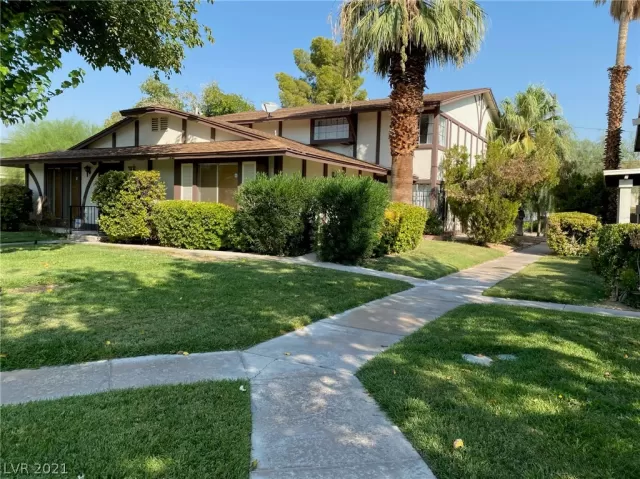 MLS: 2292861 Condo For Sale