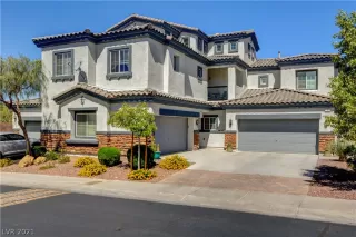 Photo #1: 2292889 Listing