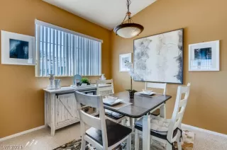 Photo #6: 2292891 Listing