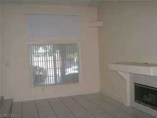 Photo #1: 2292898 Listing 