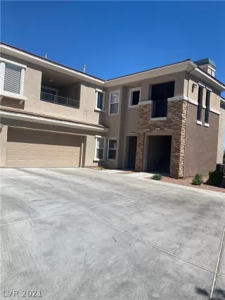 Photo #2: 2292902 Listing 