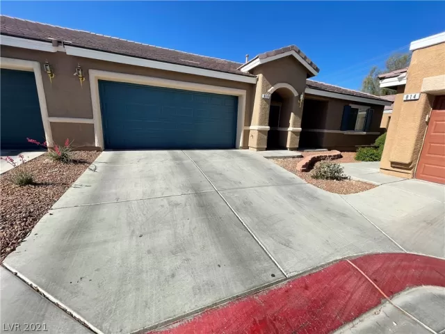 MLS: 2292904 Condo For Sale