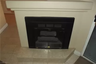 Photo #3: 2292932 Listing