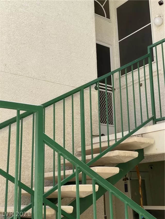 MLS: 2292954 Condo For Sale