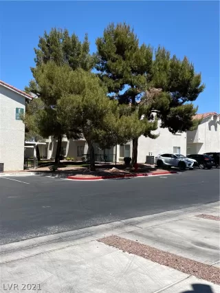 Photo #2: 2292954 Listing 