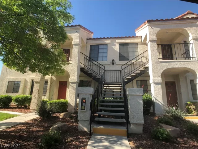 MLS: 2292970 Condo For Sale