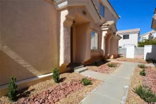 Photo #1: 2292992 Listing 