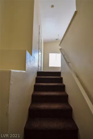 Photo #2: 2292992 Listing 