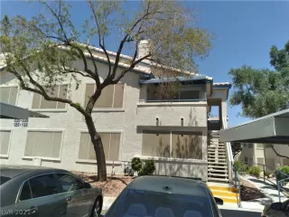 Photo #1: 2293008 Listing