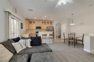 Photo #6: 2293015 Listing