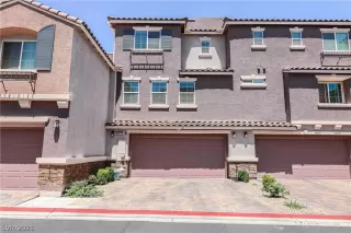 Photo #6: 2293022 Listing