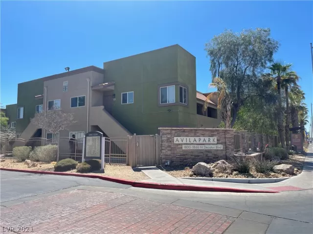 MLS: 2293089 Condo For Sale