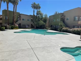 Photo #1: 2293089 Listing 